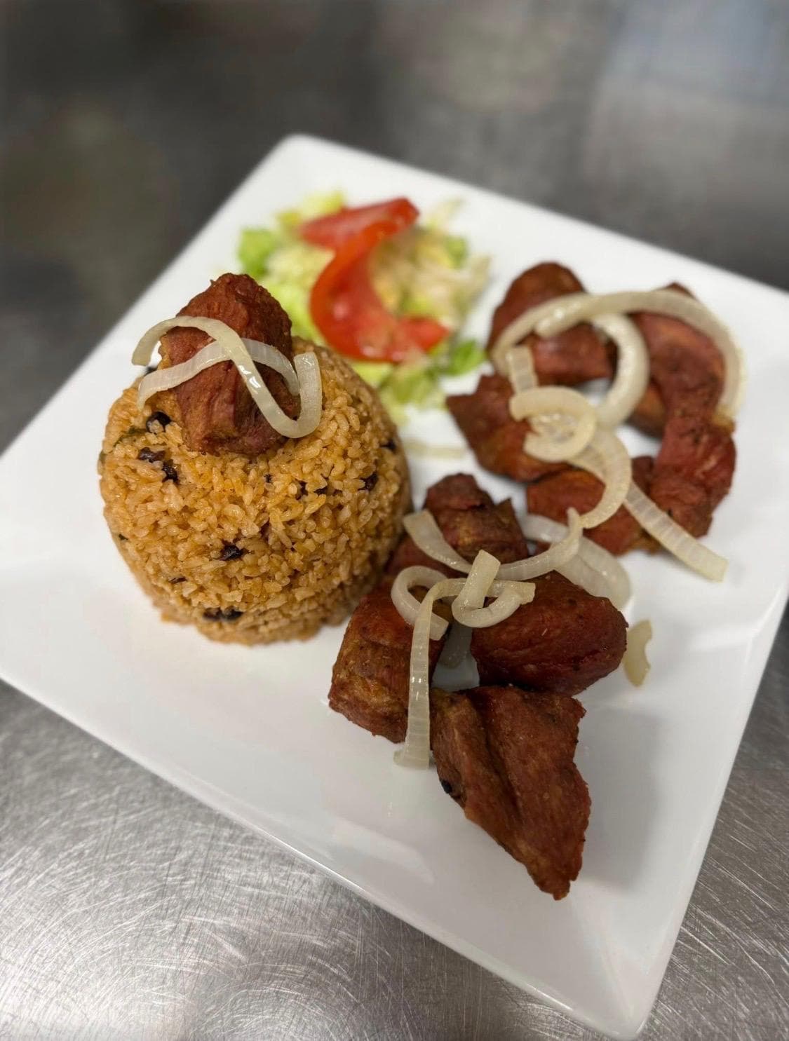 T. Chicharron de cerdo